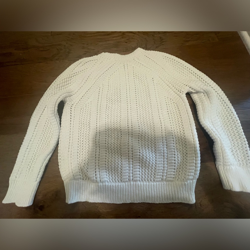 T Tahari White Textured Knit Crewneck Sweater Size L